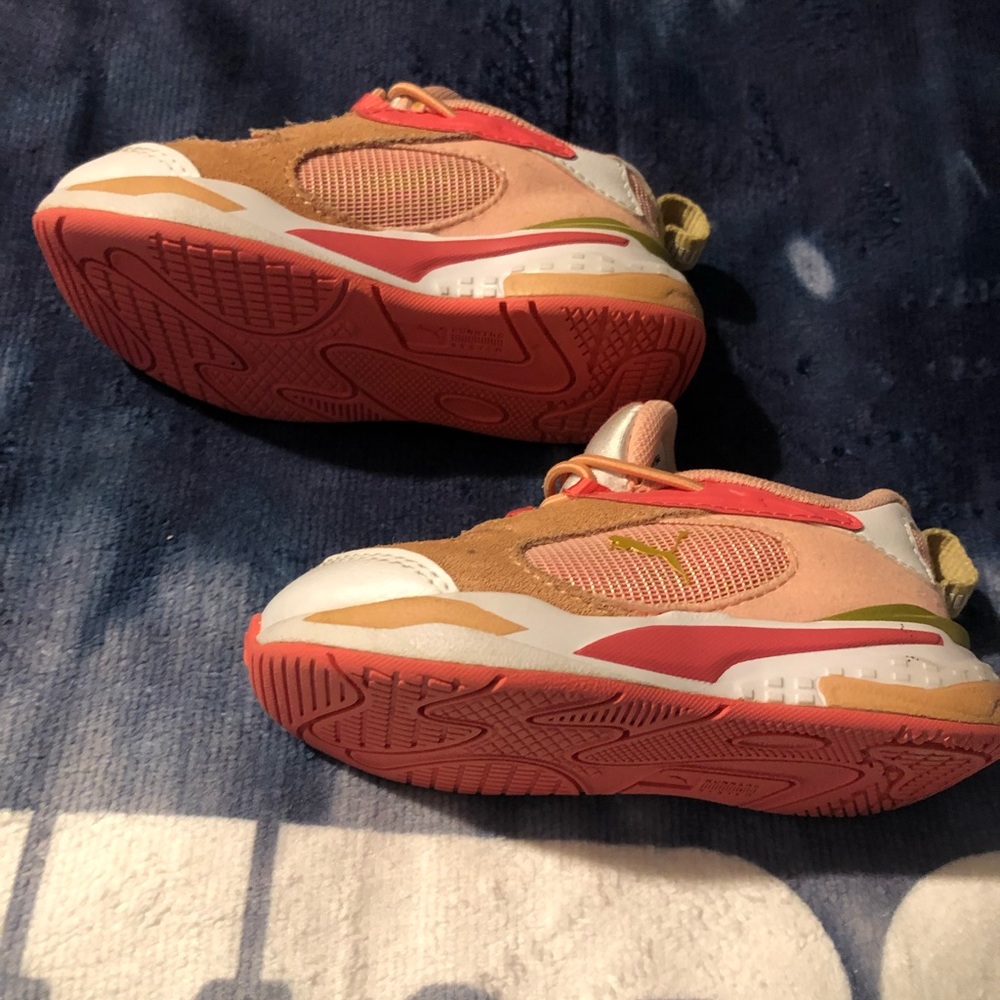 PUMA - Picture 4 of 5